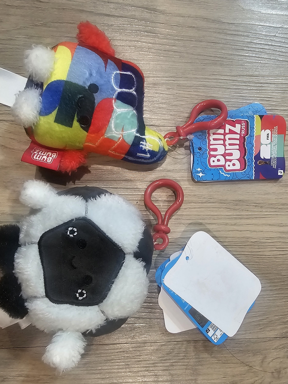 FIFA Bum Bumz Plush Clip-On Set — Multicolor Buddy & White Sheep